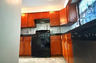 111 S Hale Ave, Bartlett, IL 60103 - Photo 5