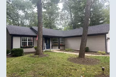 4 Dartmouth Court, Streamwood, IL 60107 - Photo 3