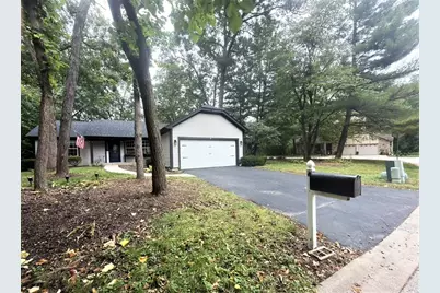 4 Dartmouth Court, Streamwood, IL 60107 - Photo 1
