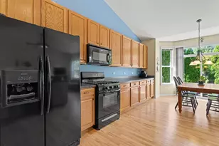 308 Timbalier St, Yorkville, IL 60560 - Photo 13