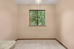 14033 S Laramie Ave, Crestwood, IL 60418 - Photo 11