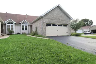 4330 River Glen Dr, Joliet, IL 60431 - Photo 1
