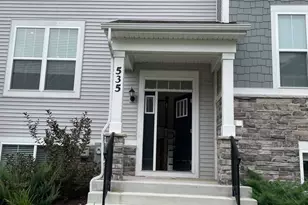 535 Wolverine Dr, Aurora, IL 60502 - Photo 1