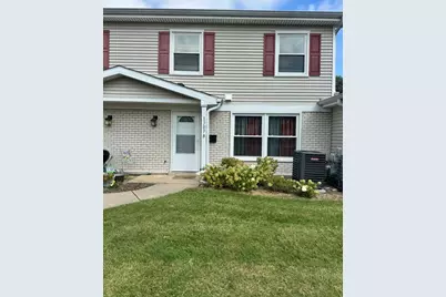 1303 Kingsbury Drive #B, Hanover Park, IL 60133 - Photo 1