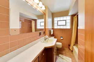 8110 W Addison St, Chicago, IL 60634 - Photo 13