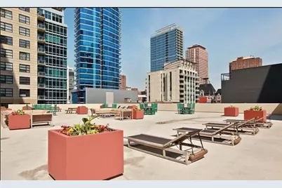 70 W Huron Street #802, Chicago, IL 60654 - Photo 37