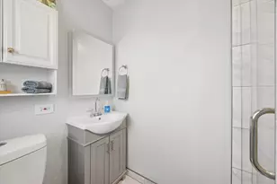 6645 Sheffield Ln, Willowbrook, IL 60527 - Photo 21