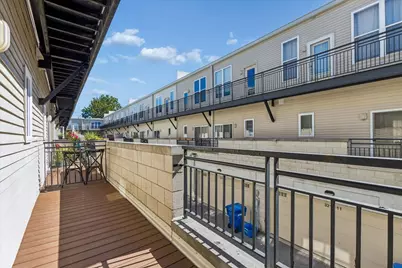 3224 N Kilbourn Avenue #11, Chicago, IL 60641 - Photo 7