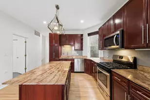 2653 W Walton St, Chicago, IL 60622 - Photo 11