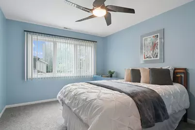 1310 Hidden Lake Drive, Buffalo Grove, IL 60089 - Photo 23