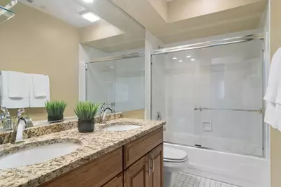 1310 Hidden Lake Drive, Buffalo Grove, IL 60089 - Photo 25