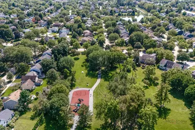 1310 Hidden Lake Drive, Buffalo Grove, IL 60089 - Photo 37