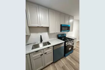 5306 N Cumberland Avenue #212, Chicago, IL 60656 - Photo 5