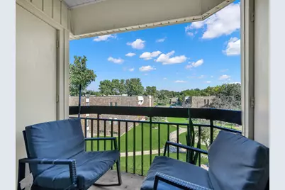 2212 Country Club Drive #22C, Woodridge, IL 60517 - Photo 9