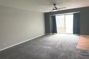 6818 Roberts Dr, Woodridge, IL 60517 - Photo 7