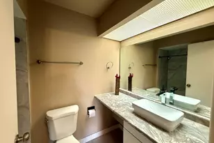 6818 Roberts Dr, Woodridge, IL 60517 - Photo 17