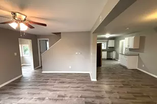 2276 Manchester Rd, Wheaton, IL 60187 - Photo 3
