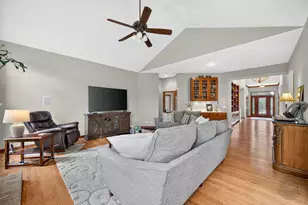 4020 White Eagle Dr, Naperville, IL 60564 - Photo 23