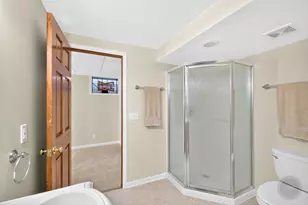 4020 White Eagle Dr, Naperville, IL 60564 - Photo 57