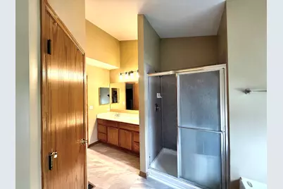 16150 Laurel Oak Drive, Crest Hill, IL 60403 - Photo 17