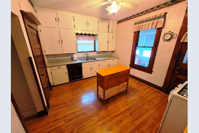 234 N Cherry Street, Centralia, IL 62801 - Photo 5