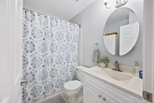 21 N Walnut Ct, Streamwood, IL 60107 - Photo 21