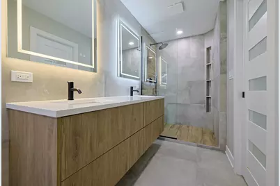 5837 W Iowa Street, Chicago, IL 60651 - Photo 23