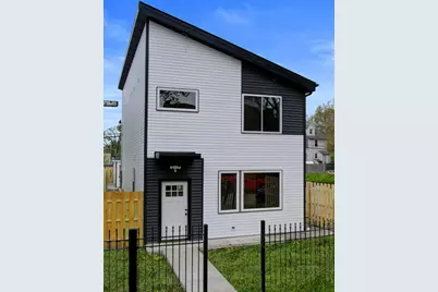5837 W Iowa Street, Chicago, IL 60651 - Photo 1