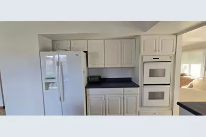 2020 E 169th Place, South Holland, IL 60473 - Photo 11