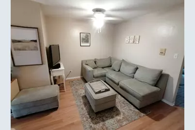 2217 W Nichols Drive #D, Arlington Heights, IL 60004 - Photo 3