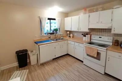 2217 W Nichols Drive #D, Arlington Heights, IL 60004 - Photo 5
