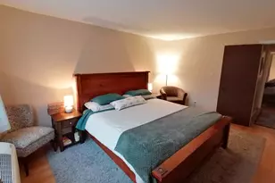 2217 W Nichols Dr, Arlington Heights, IL 60004 - Photo 9
