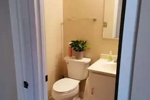 2217 W Nichols Dr, Arlington Heights, IL 60004 - Photo 11