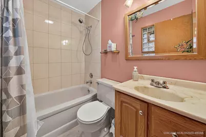 543 Germaine Lane, Elk Grove Village, IL 60007 - Photo 13