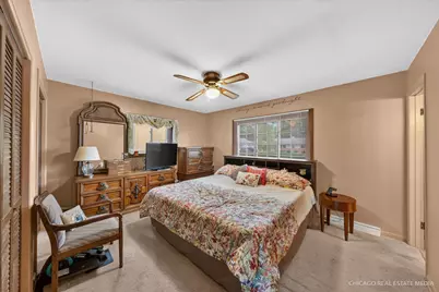 543 Germaine Lane, Elk Grove Village, IL 60007 - Photo 11