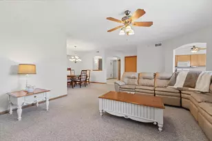 11131 Waters Edge Dr, Orland Park, IL 60467 - Photo 11