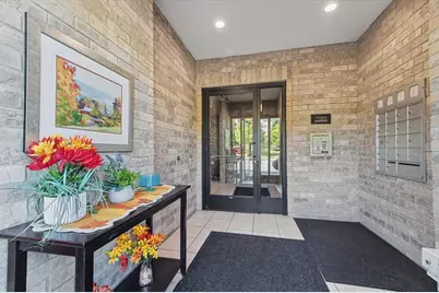 11131 Waters Edge Drive #1B, Orland Park, IL 60467 - Photo 3