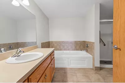 11131 Waters Edge Drive #1B, Orland Park, IL 60467 - Photo 15