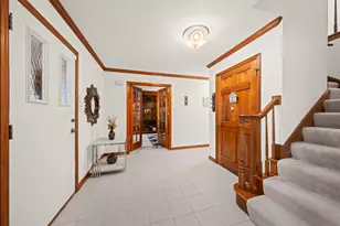 2205 Brown Ct, Naperville, IL 60565 - Photo 9