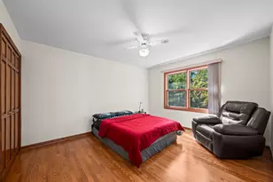 2205 Brown Ct, Naperville, IL 60565 - Photo 25