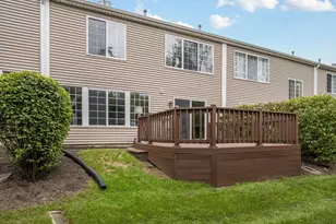 1337 Summersweet Ln, Bartlett, IL 60103 - Photo 21