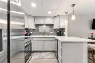 5300 Walnut Ave, Downers Grove, IL 60515 - Photo 7