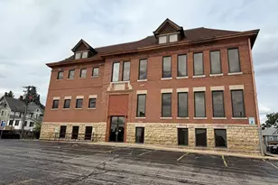 773 W Lincoln Blvd, Freeport, IL 61032 - Photo 1