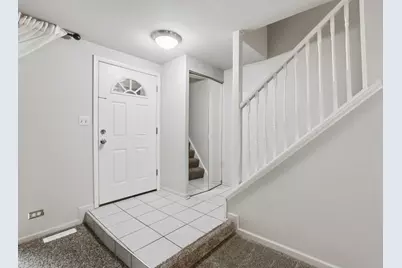2064 Country Club Drive, Woodridge, IL 60517 - Photo 11