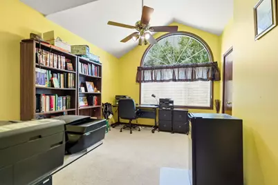 10 S Hampton Court, Crete, IL 60417 - Photo 7