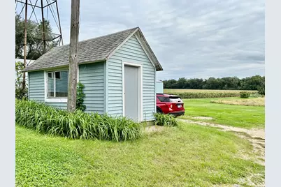 7575 Manchester Road, Capron, IL 61012 - Photo 25