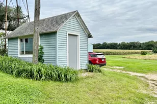 7575 Manchester Rd, Capron, IL 61012 - Photo 25