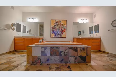 225 N Columbus Drive #8006, Chicago, IL 60601 - Photo 23