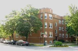 2915 W Granville Ave, Chicago, IL 60659 - Photo 1