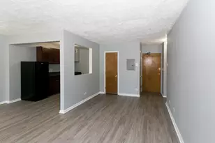 7333 N Ridge Blvd, Chicago, IL 60645 - Photo 13